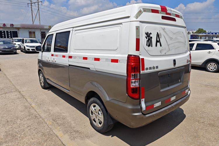 Used Jinbei New Hiace X30L 2021 1.5L Wealth Central Air Conditioning Edition Van China VI Standard SWC15M
