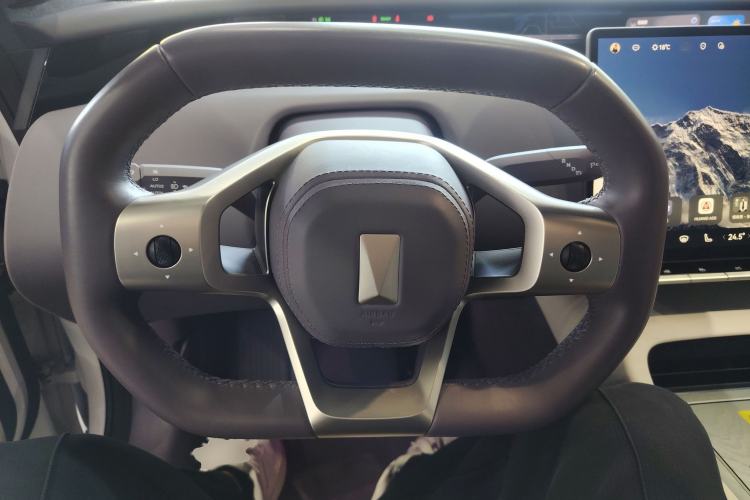 Used Avatr 12 2025 Ultra Extended-Range Edition
