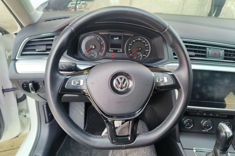 Used Volkswagen Lamando 2021 230TSI DSG Fashion Edition
