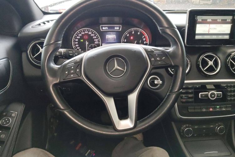 Used Mercedes-Benz A-Class 2013 A 180 Fashion Model
