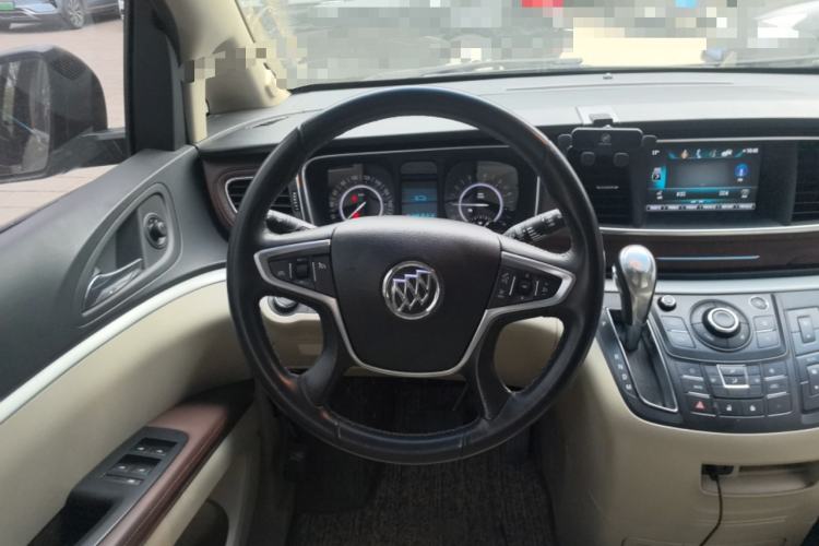 Used Buick GL8 2018 28T Luxury Model China VI Standard Steering Wheel