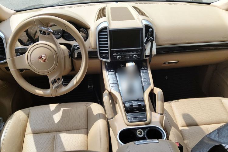 Used Porsche Cayenne 2011 Cayenne 3.0T Center Console