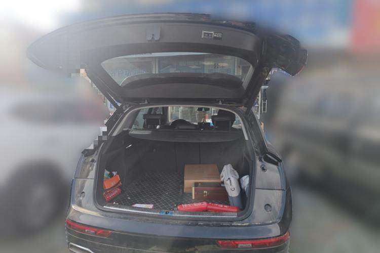 Used Audi Q5L 2020 Updated 40 TFSI Prestige Fashion Edition
