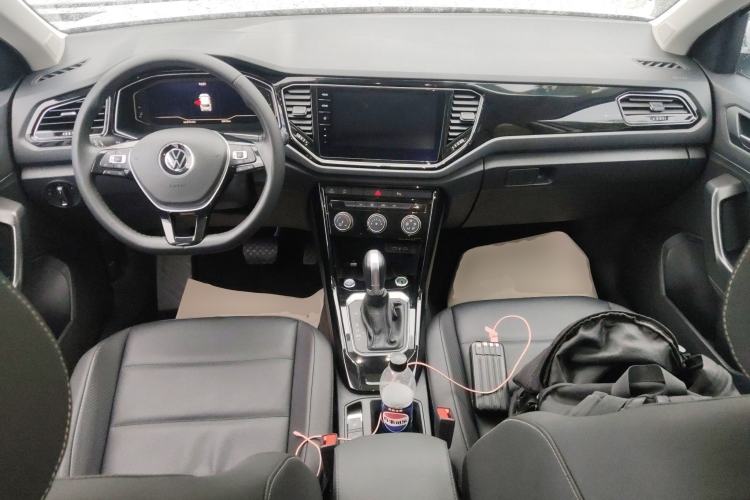 Used Volkswagen T-ROC 2022 280TSI DSG Two-Wheel Drive Elite PLUS Center Console