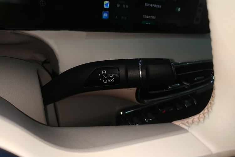 Used ORA Ballet Cat 2022 401 km Nutcracker Edition Gear Lever