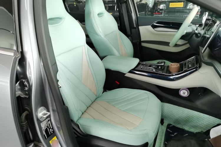 Used BYD Qin PLUS 2021 DM-i 120KM Flagship Model Right Front Seat