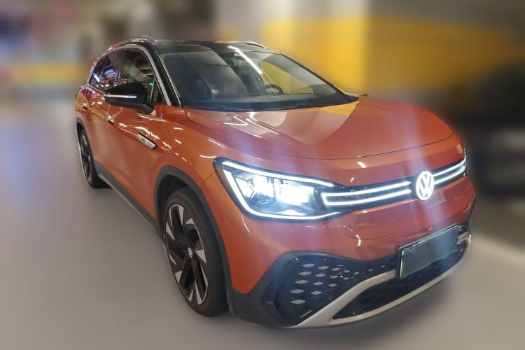 Used Volkswagen ID.6 CROZZ 2021 Long-Range PURE+ Edition Front Right 45 Deg