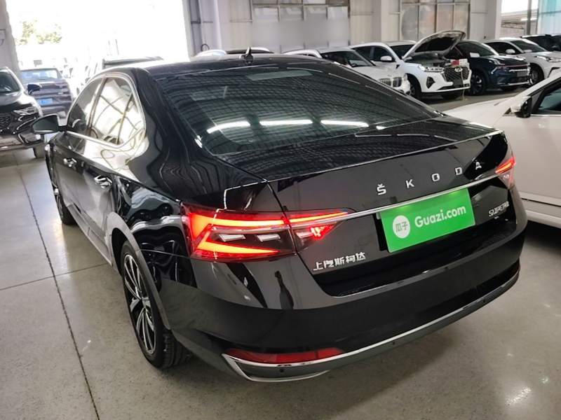 Used Skoda Superb 2023 Facelifted TSI280 DSG Luxury Edition — 4
