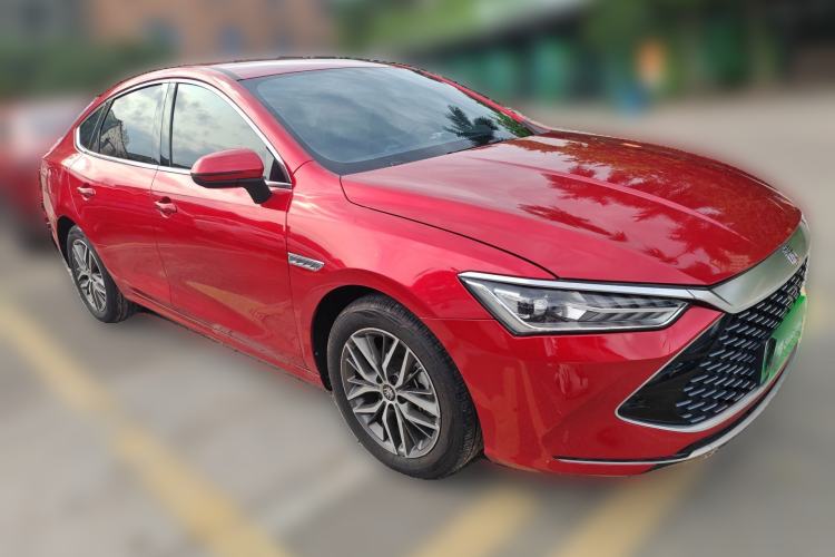 Used BYD Qin PLUS 2021 DM-i 55KM Prestige Model Front Right 45 Deg