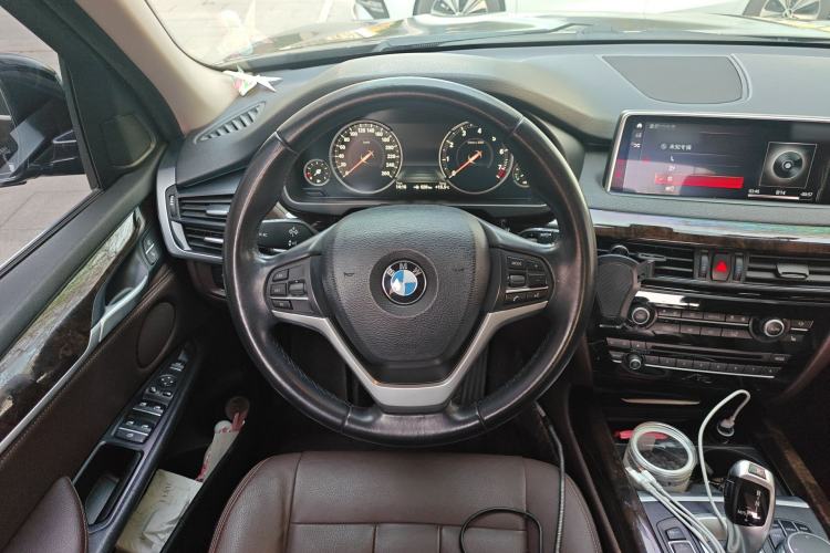 Used BMW X5 2018 xDrive28i Steering Wheel