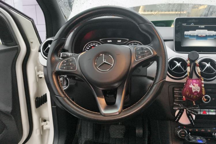 Used Mercedes-Benz B-Class 2015 B 200 Fashion Model