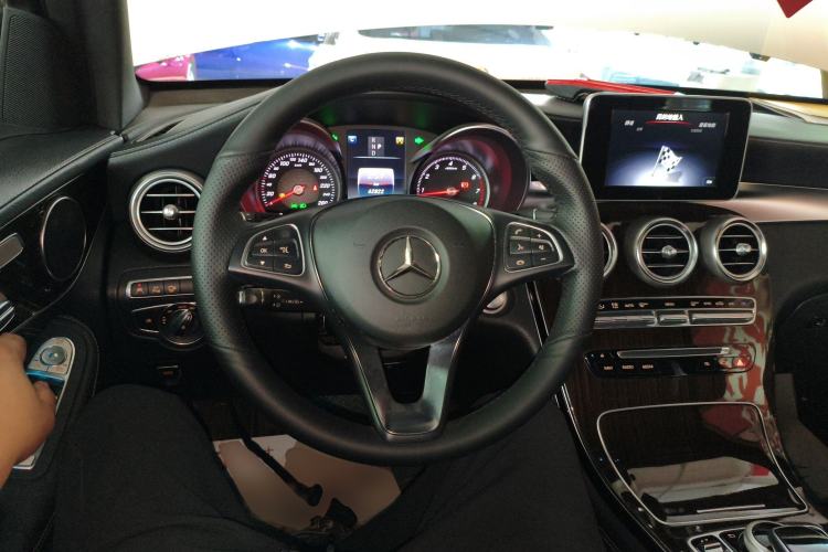 Used Mercedes-Benz GLC 2019 Facelift GLC 260 L 4MATIC Luxury Model