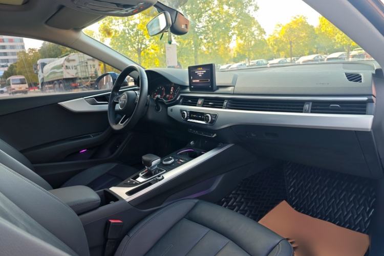 Used Audi A5 2019 Coupe 40 TFSI Fashion Edition China V Emission Standard
