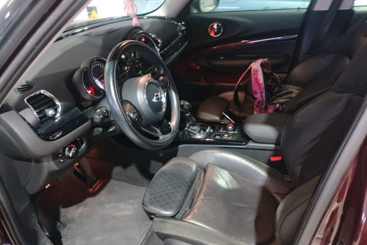 Used MINI Clubman 2016 Revised Version 1.5T COOPER Connoisseur Edition
