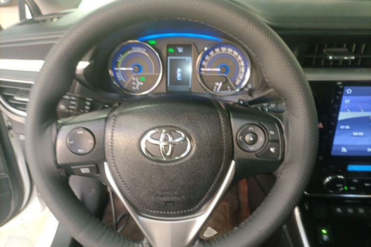 Used Toyota Corolla 2016 Dual-Engine 1.8L E-CVT Elite Edition