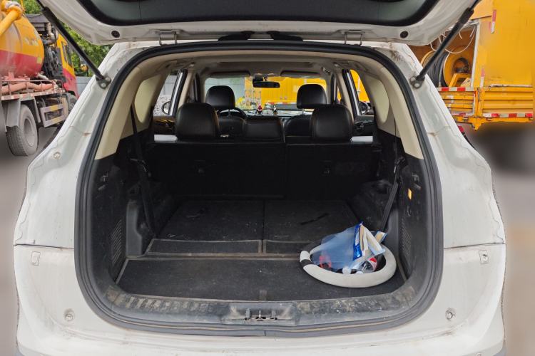 Used Dongfeng Fengon 580 2016 1.5T Manual Luxury Edition
