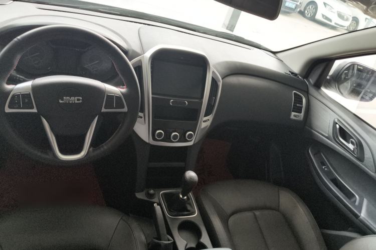 Used JMC Baodian 2020 2.5T Diesel Two-Wheel Drive Comfort Edition Standard Wheelbase JX4D25A6L