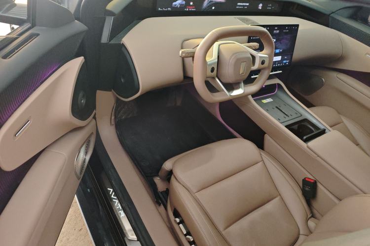 Used Avatr 12 2025 Updated Ultra All-Electric Four-Wheel Drive Driver Seat