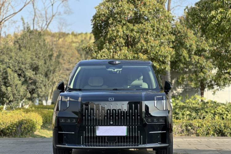 Used Zeekr 009 2024 GAC Trumpchi
