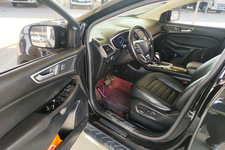 Used Ford Edge 2018 EcoBoost 245 Two-Wheel-Drive Platinum Edition 7-Seater China V Emission Standard