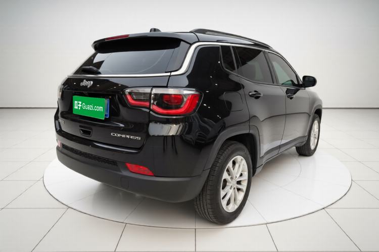 Used Jeep Compass 2021 220T Automatic Leading Edition
