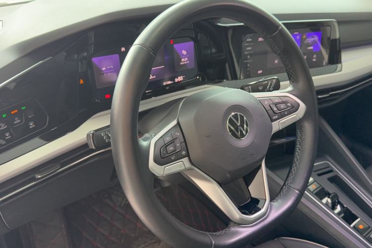 Used Volkswagen Golf 2021 280TSI DSG Pro Interior 2