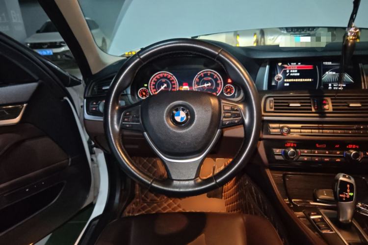 Used BMW 5 Series 2017 525Li Luxury Design Package
