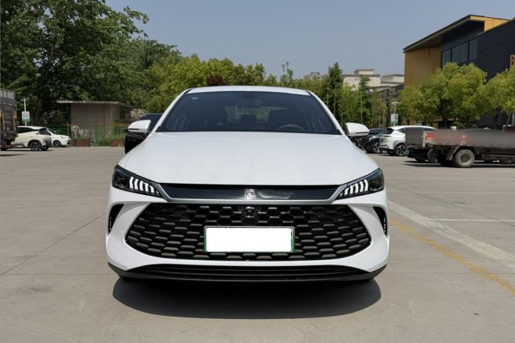 Used BYD Qin PLUS 2025 DM-i Smart Drive 55KM Leading Model Exterior 2