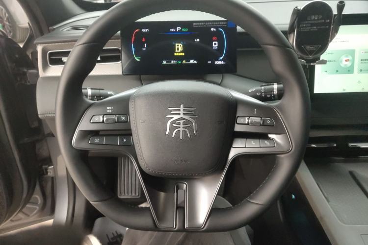 Used BYD Qin PLUS 2025 DM-i Smart Drive 55KM Leading Model Steering Wheel