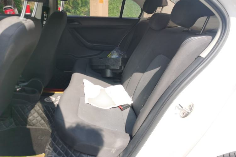 Used Volkswagen Jetta 2015 1.6L Manual Fashion Edition