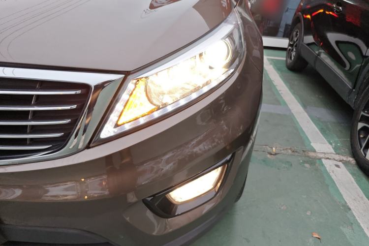 Used Kia Sportage R 2015 2.0L Automatic Two-Wheel Drive GLS Left Front Headlight