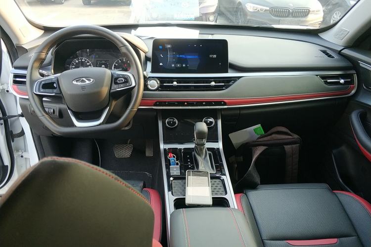 Used Chery Tiggo 5x 2022 Superhero Edition 1.5L CVT Fashion Model Center Console