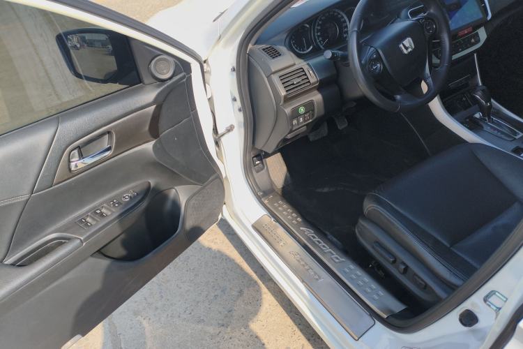 Used Honda Accord 2015 2.0L LXS Elite Edition
