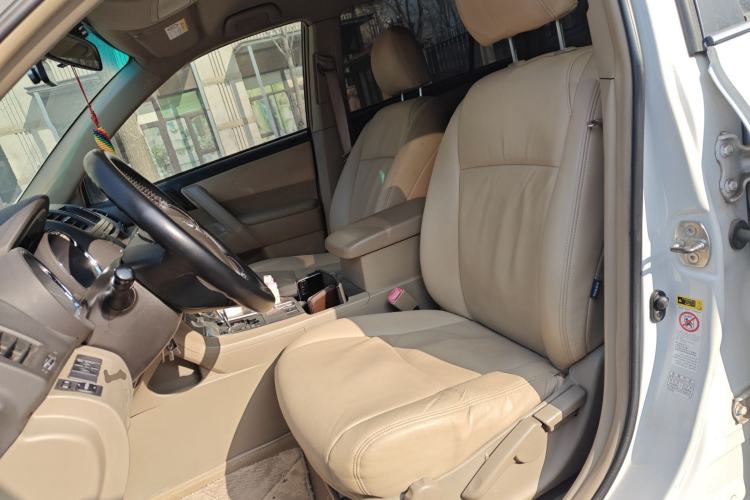 Used Toyota Highlander 2012 2.7L 2WD 5-Seater Elite Edition
