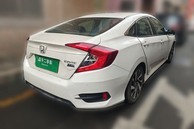 Used Honda Civic 2016 220TURBO CVT Luxury Edition Rear Right 45 Deg