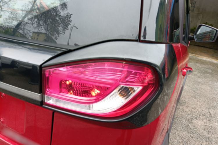 Used Baojun E100 2019 250KM Smart Drive Edition Right Rear Taillight
