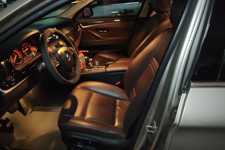 Used BMW 5 Series 2014 528Li Luxury Design Package
