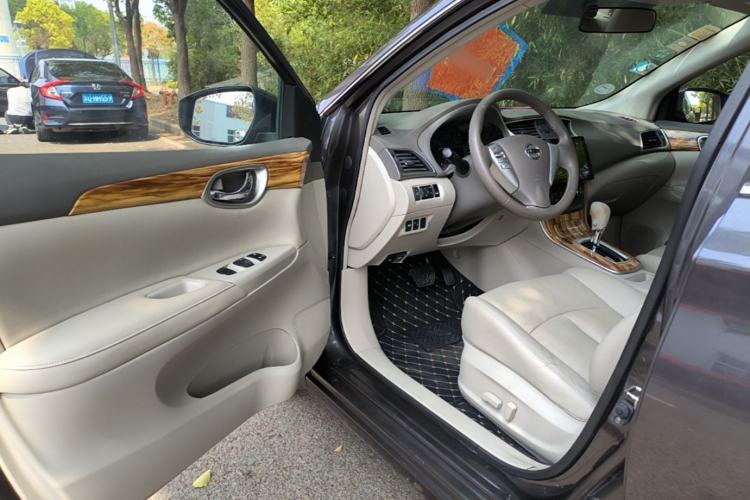 Used Nissan Sylphy 2014 1.6XV CVT Deluxe Edition Driver Seat