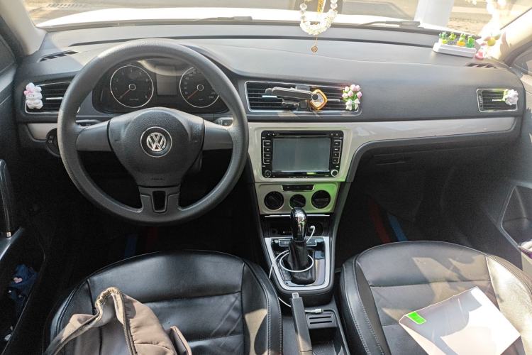 Used Volkswagen Lavida 2013 Restyled Classic 1.6L Automatic Comfort Edition
