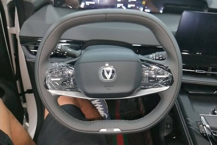 Used Changan UNI-K iDD 2024 Chuzhi iDD 1.5T 135km Smart & Fun Model