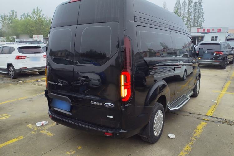 Used Ford Transit 2023 2.0T Gasoline Automatic Business & Travel Model Mid-axle Medium Roof 7/8/9-Seater