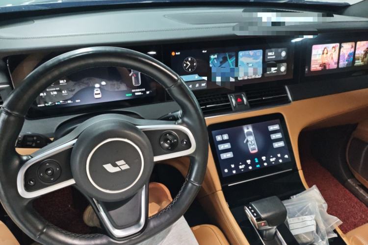 Used Li Auto ONE 2020 Extended-Range 6-Seater Version Center Console
