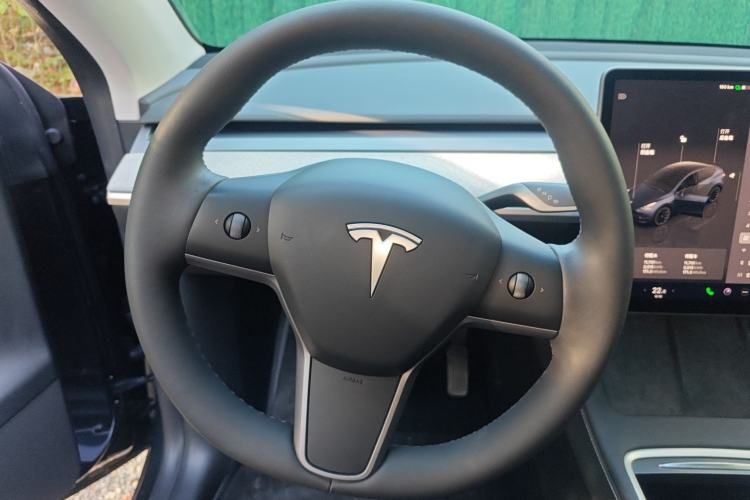 Used Tesla Model Y 2024 Rear-Wheel-Drive Version Steering Wheel