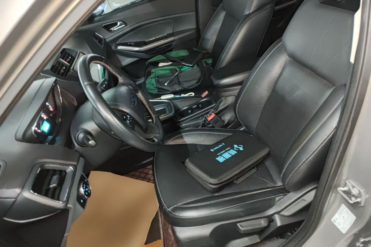 Used Ford Escort 2015 1.5L Automatic Fashion Model Left Front Seat