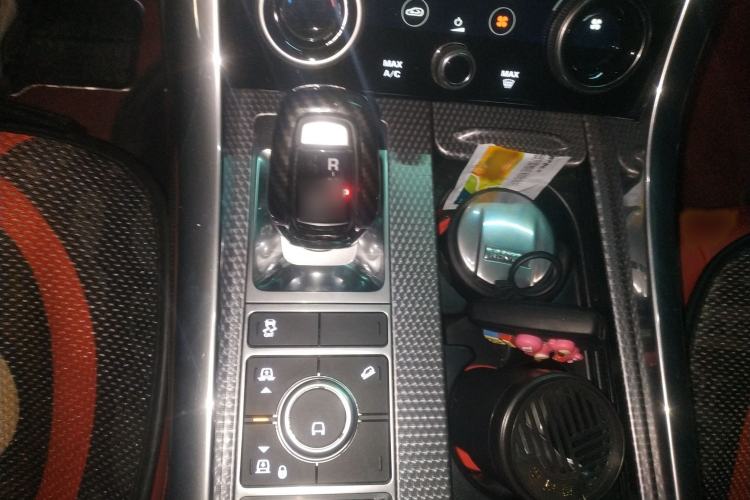Used Land Rover Range Sport 2019 3.0 L6 HSE DYNAMIC Gear Lever