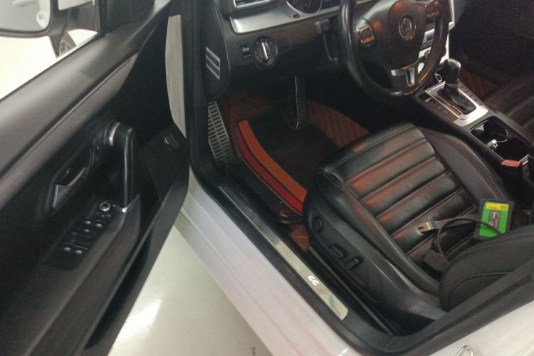 Used Volkswagen FAW-Volkswagen CC 2016 1.8TSI Prestige Model Driver Seat