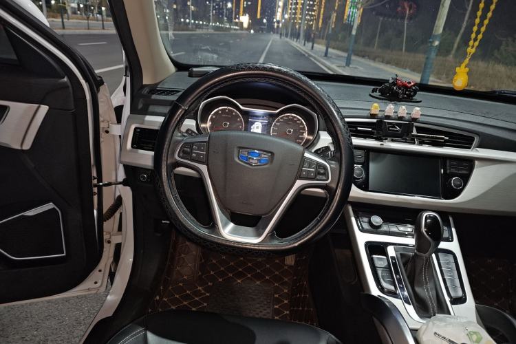 Used Geely Auto Emgrand X7 Sport 2018 1.8TD Automatic Two-Wheel Drive Zhiya Model