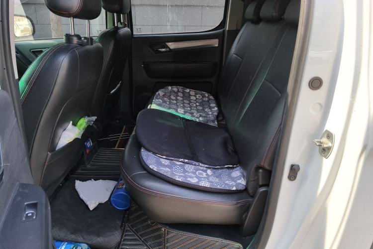 Used JAC Group T6 2015 2.8T Diesel New-Edge HFC4DA1-2C