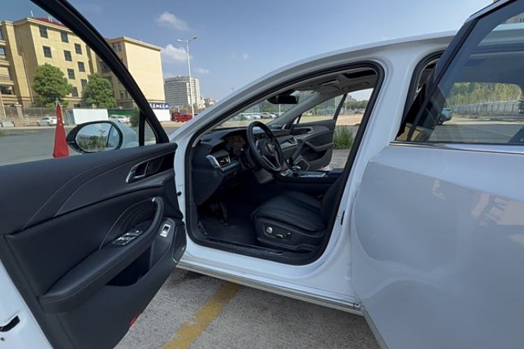 Used Hongqi H5 2023 1.5T HEV Smart Connect Flagship Edition Interior 12