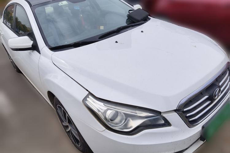 Used Bestune B50 2013 1.6L manual luxury version
